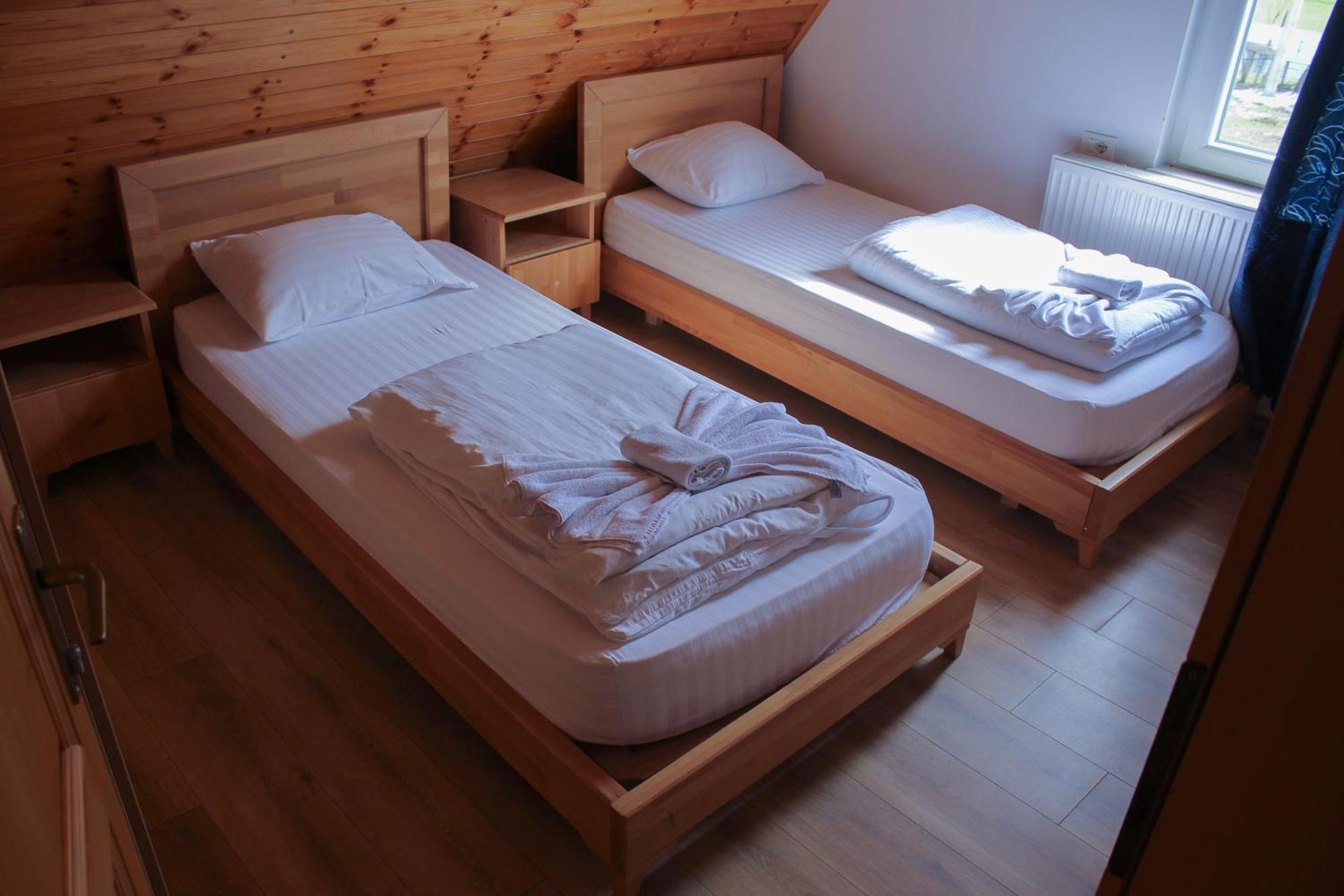 Aparthotel Bujtinat E Lugines Valbone Exterior foto