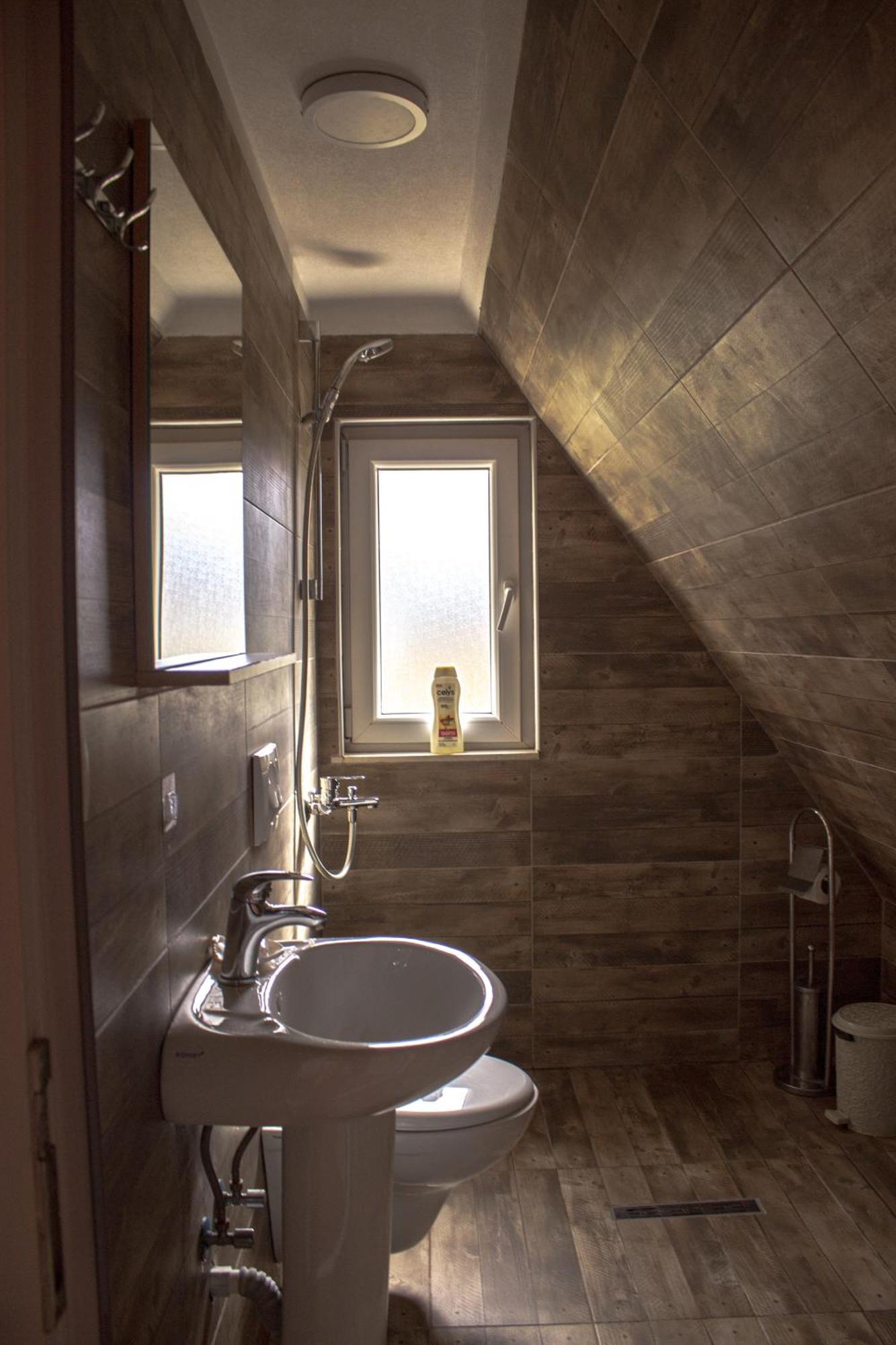 Aparthotel Bujtinat E Lugines Valbone Exterior foto